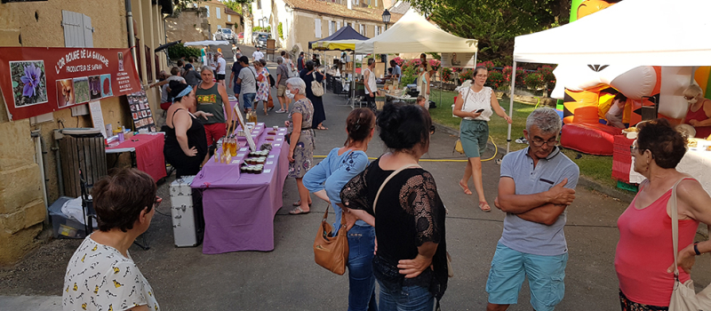 Marchés gourmands : un rendez-vous hebdomadaire