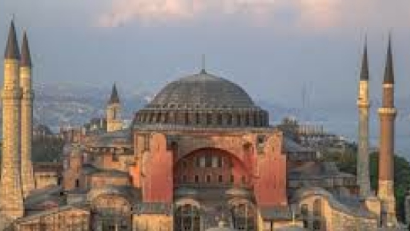 Turquie: Sainte-Sophie devient musulmane. Et alors?