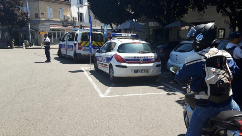 La police ne distribue pas que des PV