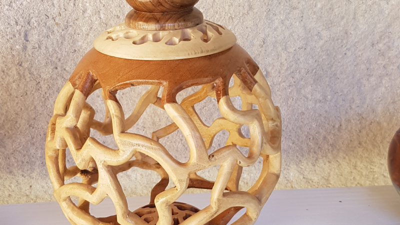 Flanerie dans le clos avec les artisans d'art