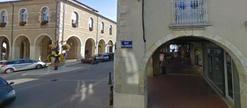 On va commencer par la Rue de la République
