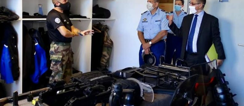 Xavier Brunetière, préfet du Gers à la rencontre des gendarmes