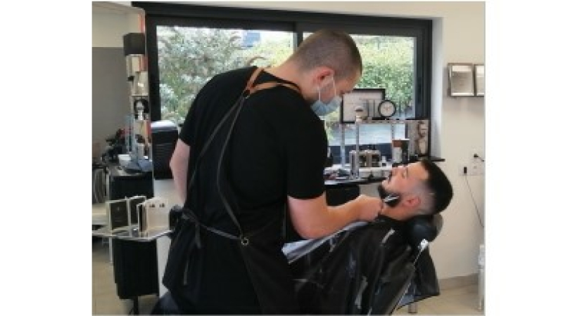 Un Barber Shop chez Mimi Design’ Hair!