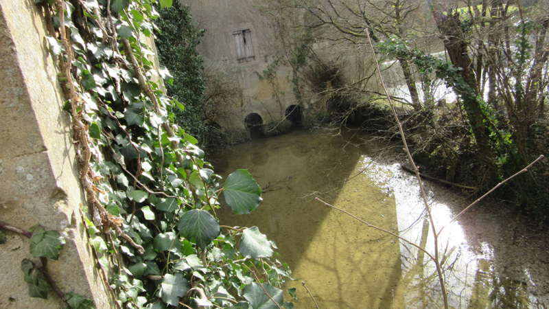 Anciens moulins à vent et à eau