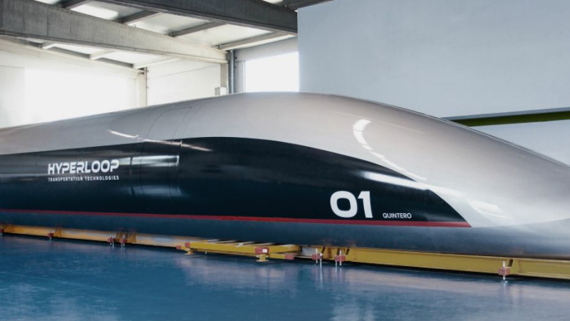 Le révolutionnaire Hyperloop embarque des passagers