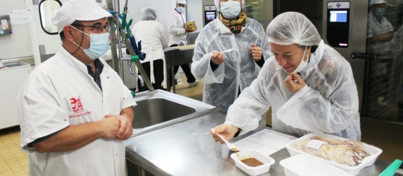  Restauration scolaire : du miel d’Auch et du veau du Gers au menu des enfants
