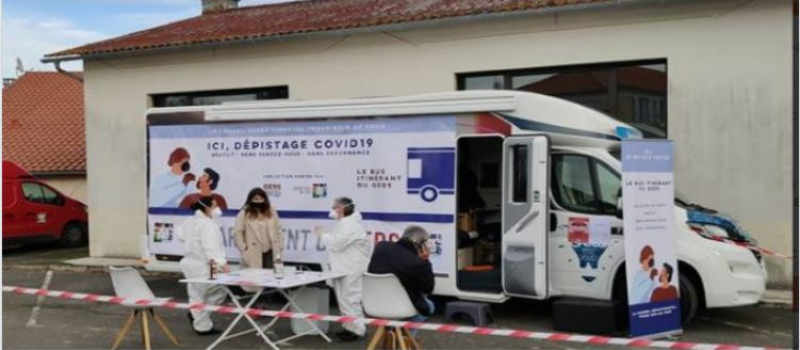 Bus tests COVID19 itinérant du Conseil Départemental
