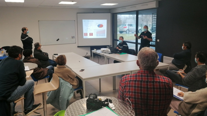 Les sapeurs pompiers a la rencontre des maires