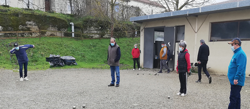 Pétanqueurs, malgré tout !
