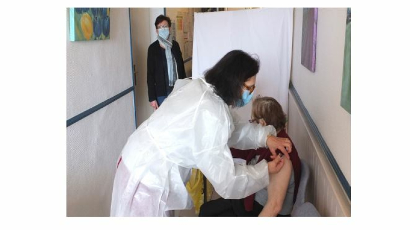 Au tour des résidents de la MAPA d'être vaccinés 