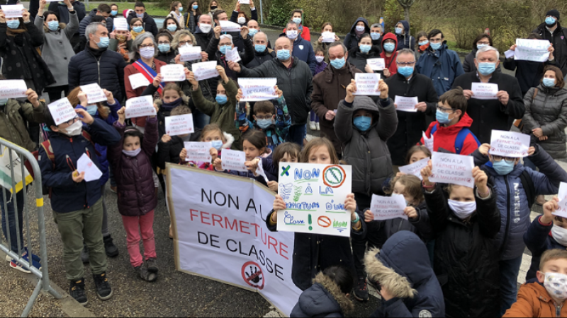 Non à  la fermeture d'une classe
