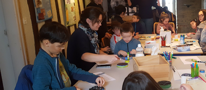 Des ateliers créatifs  à la médiathèque municipale