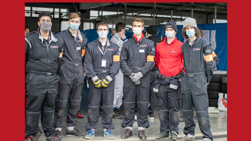 Conditions réelles de course à l’École de la performance de Nogaro 