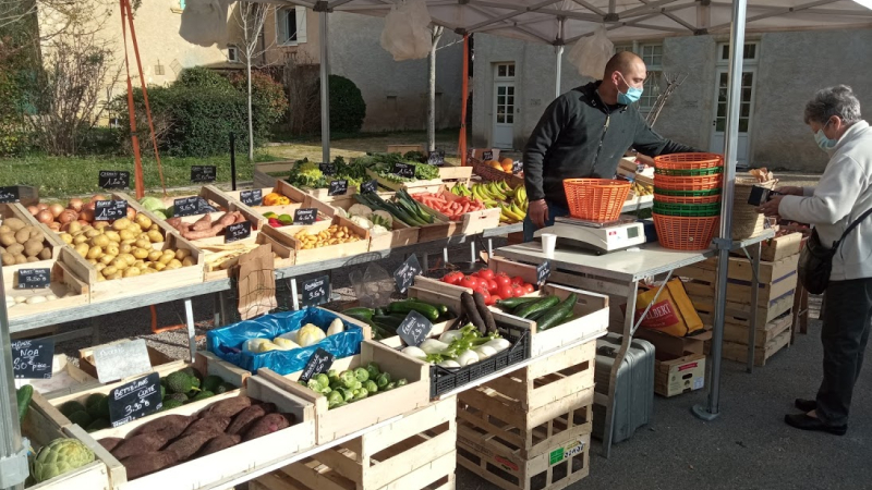 Nouveau commerçant au marché du mercredi matin