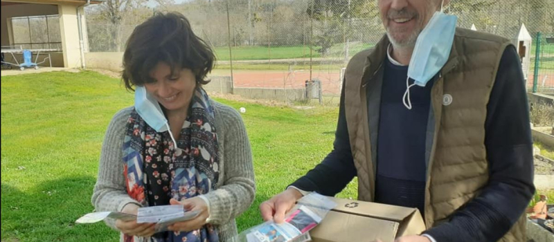 Des masques pour les écoliers