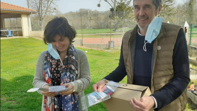 Des masques pour les écoliers