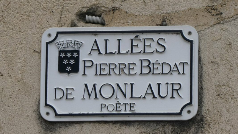  A Seissan comme ailleurs, seuls les noms masculins s'affichent dans les lieux publics ...