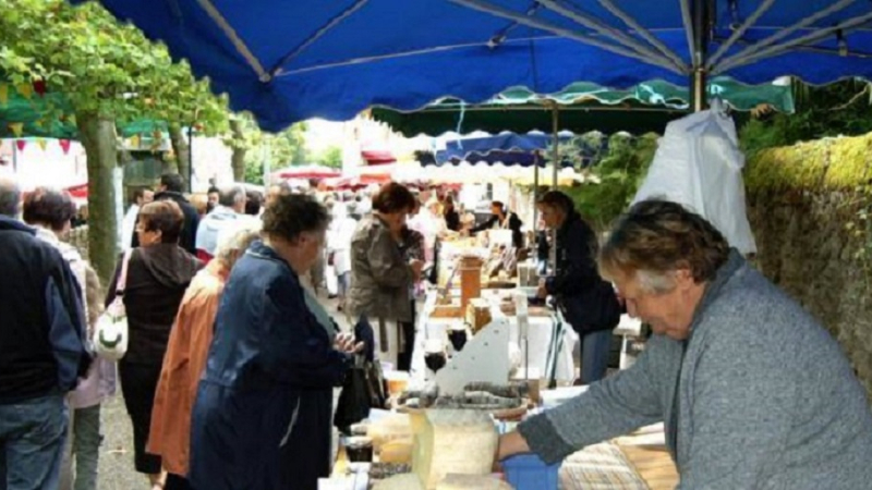 Un marché de producteurs rempli de fumet !