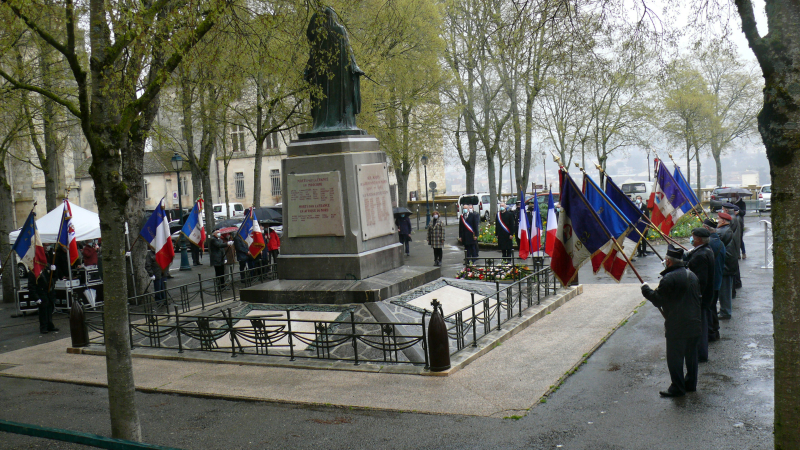 Hommage aux anciens combattants et victimes civiles d’Afrique du Nord