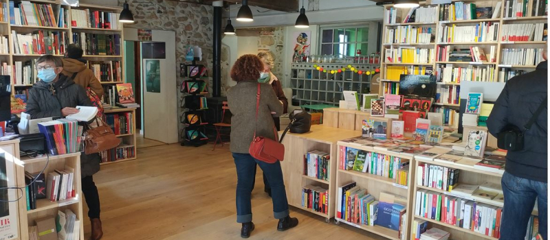 Emmanuelle Urien chez La Chouette qui lit.