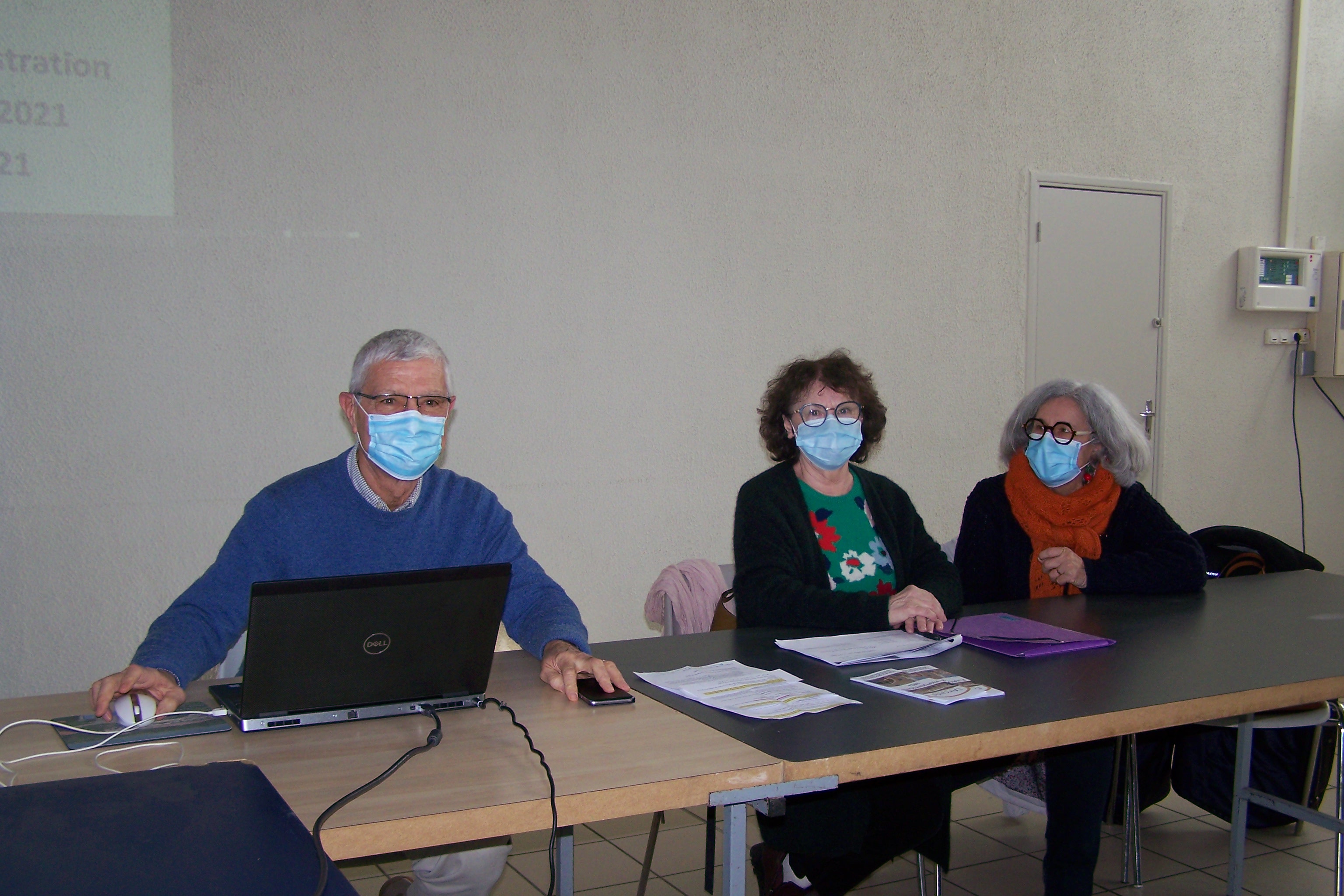 Le bureau avec Gilles Nicoud (Président) Clara Tessier ( trésorière) et Chantal Walter ( secrétaire )