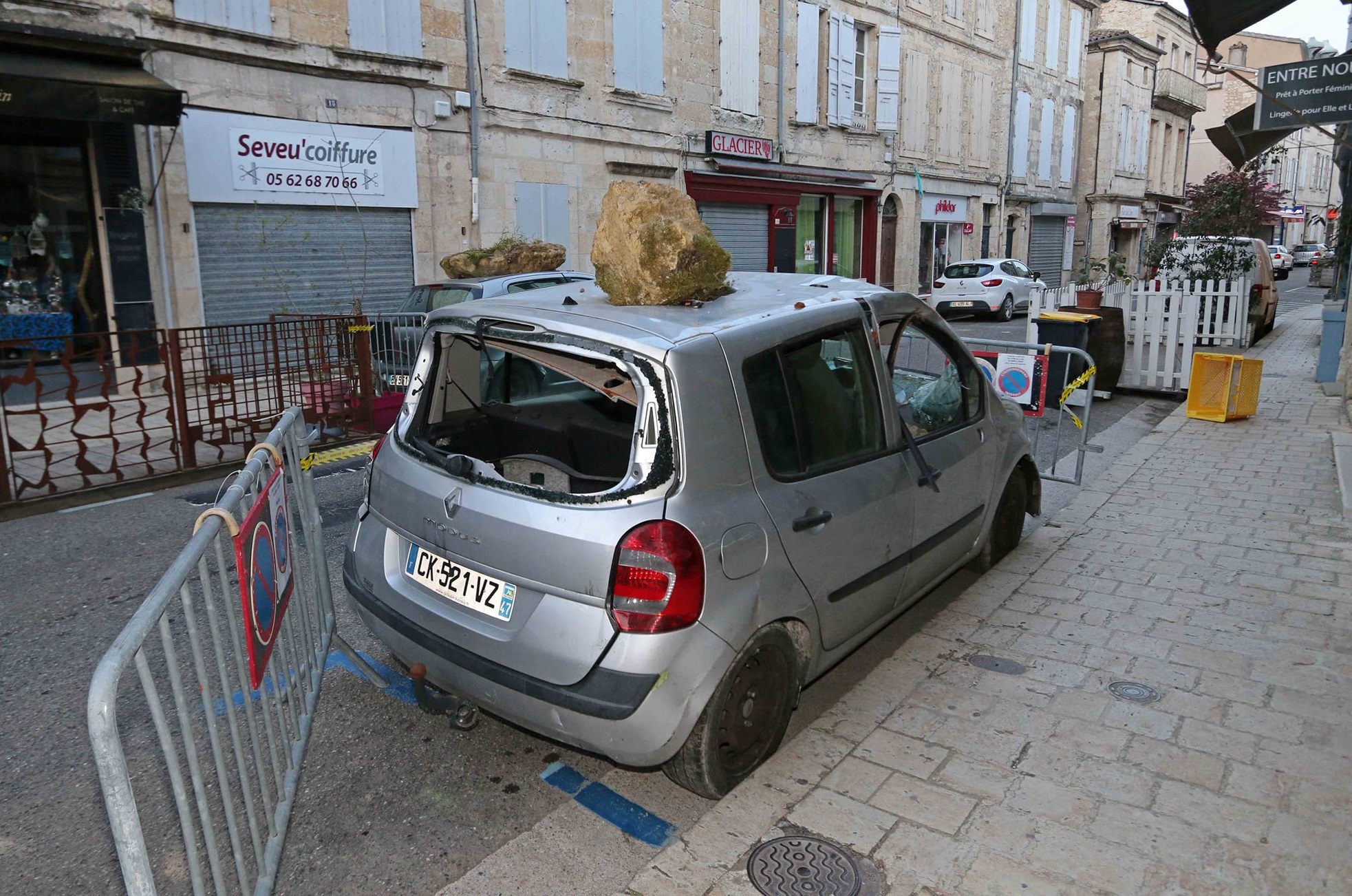 Une chute de météorites plus vraie que nature à Lectoure (Photo: studio Leroy Lectoure)