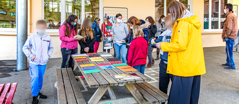 L’atelier photo de Nina Medioni et des enfants expose à l’école du Houga