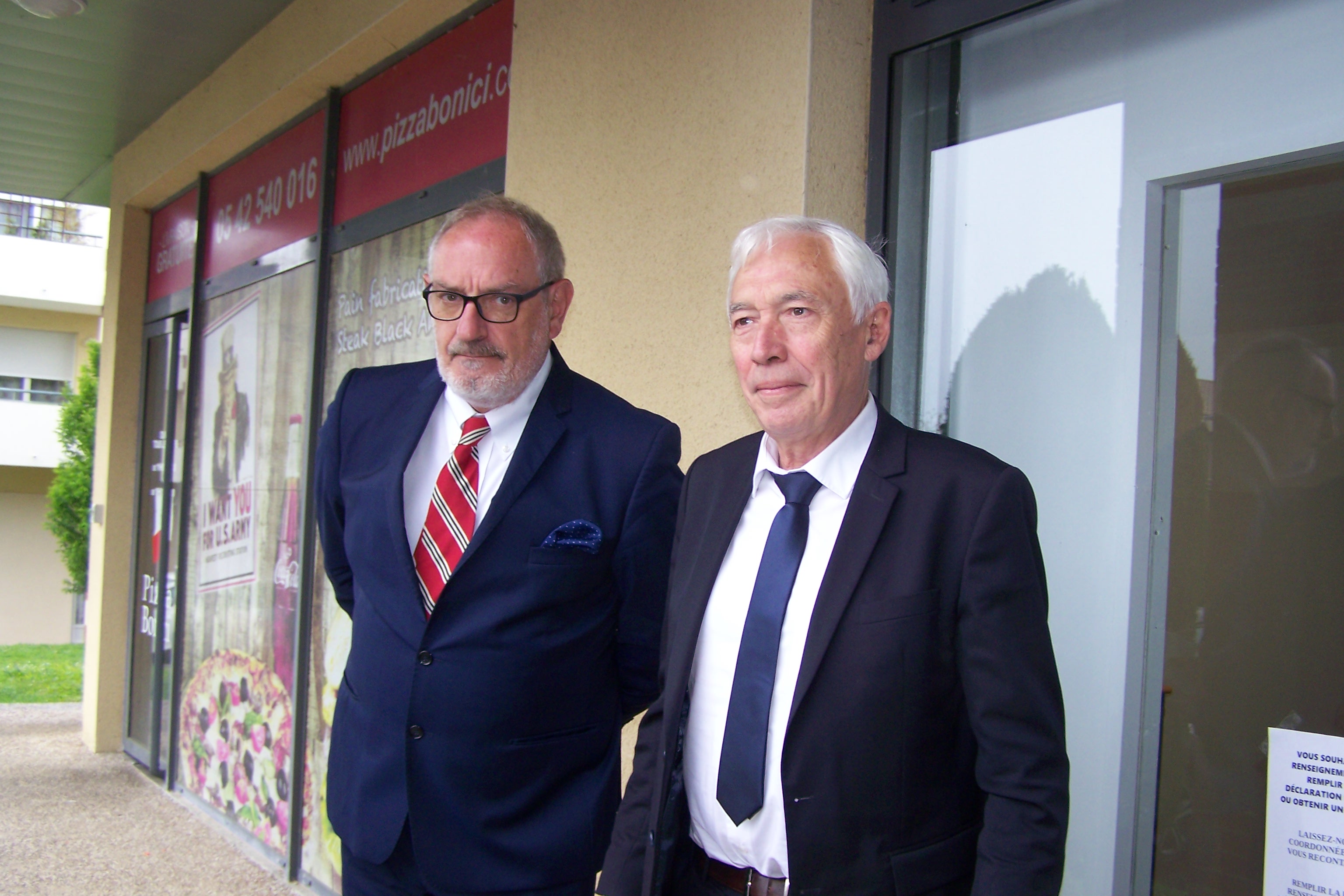 M.Francis Idrac ( maire ) et Jean-Claude Hernandez ( Administrateur Général des Finances Publiques du Gers )