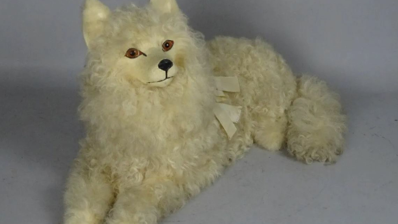 Des jouets et surtout des voitures miniature
