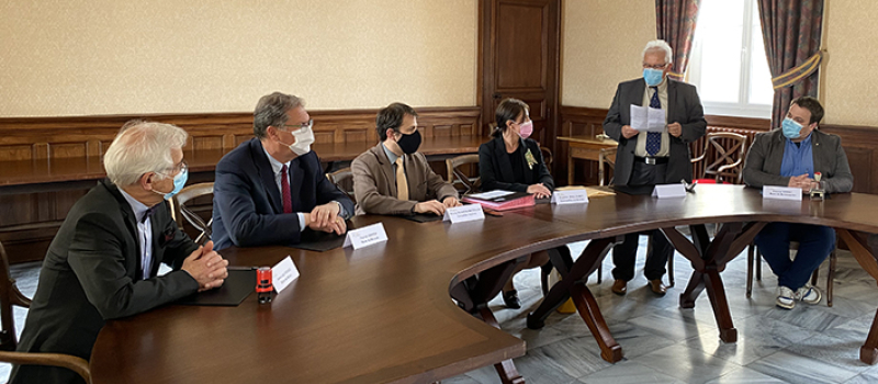 Petite villes de demain signature d'une convention
