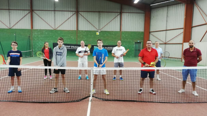 Le club de tennis, une association comme les autres