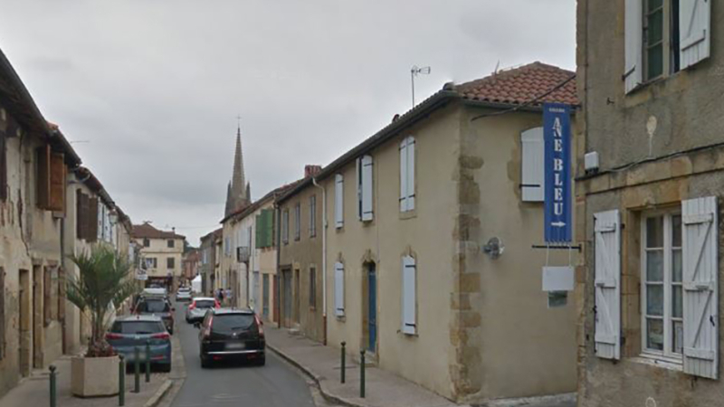 Saty, l'Âne bleu et l'Arménie une longue histoire d'amour