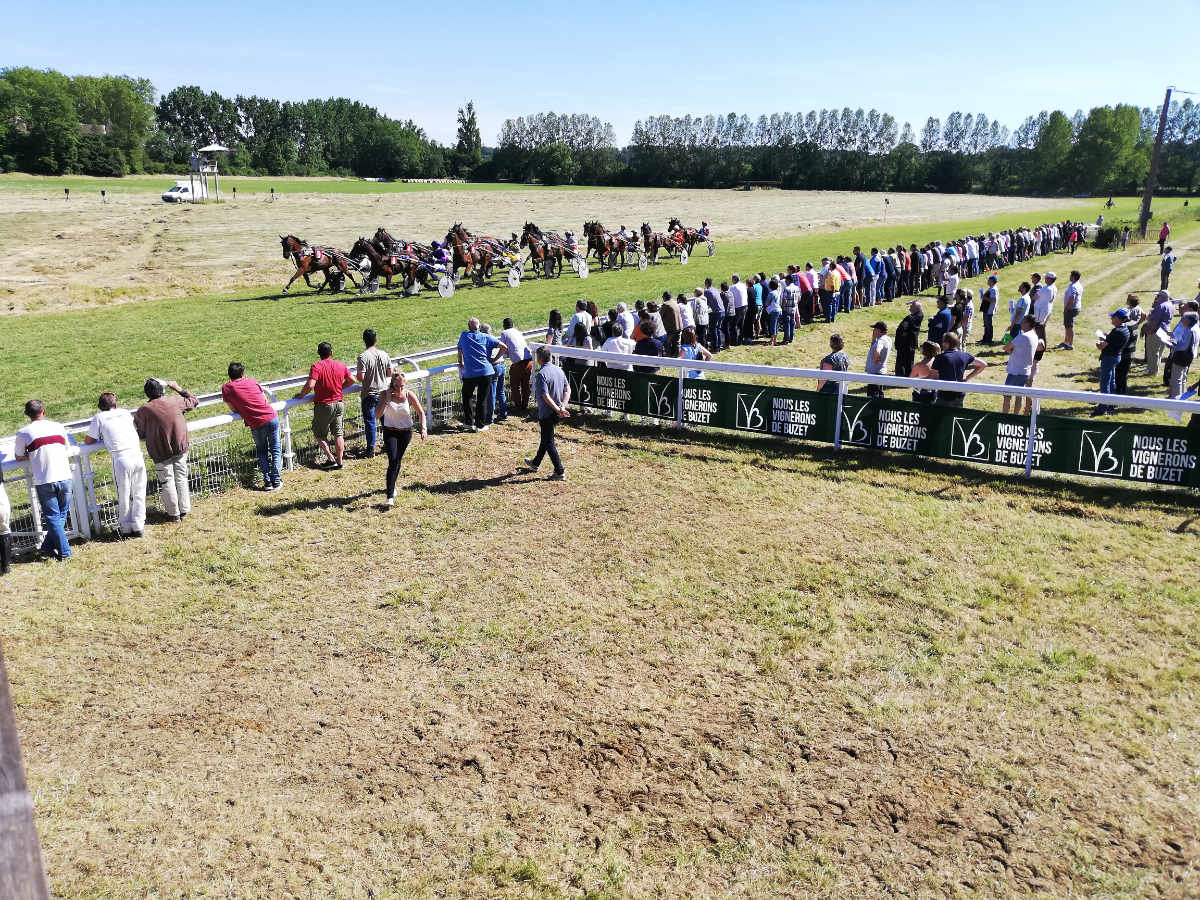 Photo Archives : les courses à Flaran !