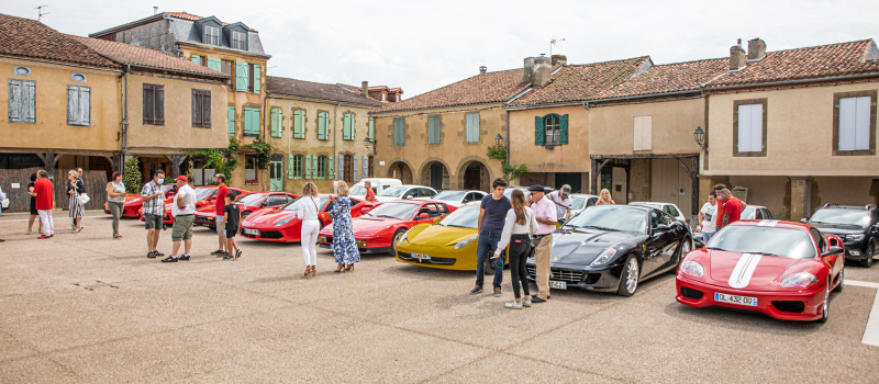 Brillante visite de 16 Ferrari à Lupiac dimanche 20 juin  