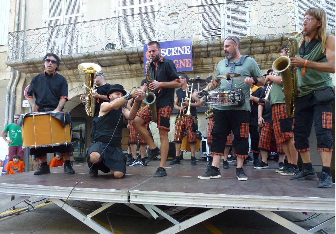 Les Espagnols du Bandarra Street Orkestra, à Fleurance, en 2019 - Photo Archives