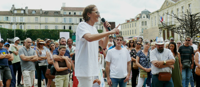 Manifestation contre le pass sanitaire : 200 personnes se sont mobilisées sur la place de la Libération au nom de la Liberté