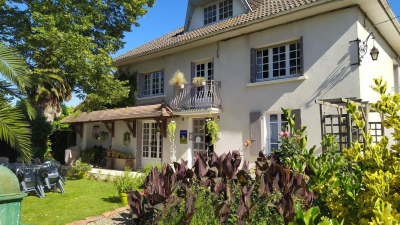 Un marché de producteurs à la Maison de Nina