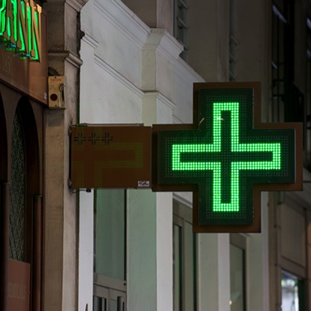 Pharmacie,_croix verte.jpg