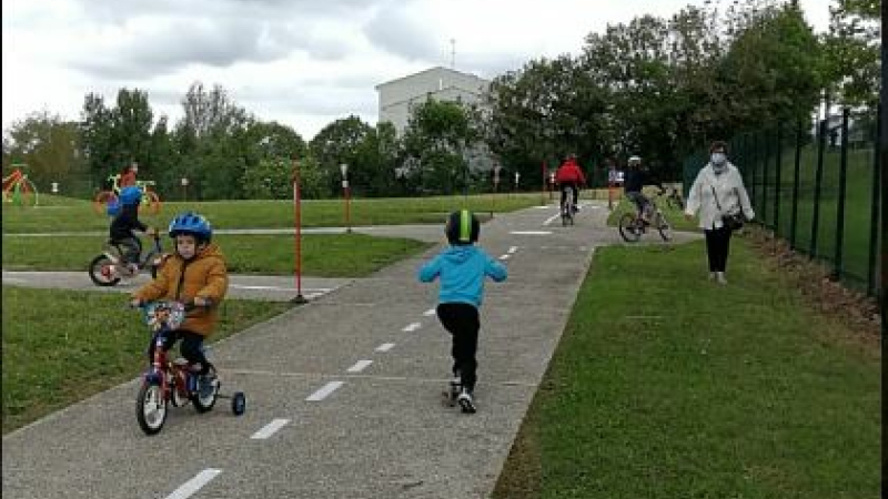 Trois petits tours sur la piste et même plus