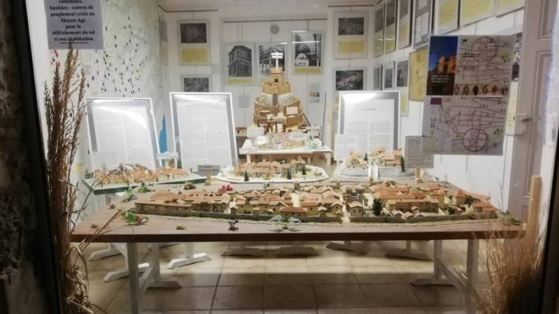 Découvrir les maquettes sur le patrimoine valencien en toute sécurité