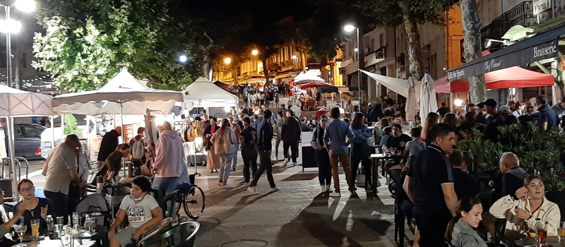 Retour réussi pour les marchés de nuit vicois !