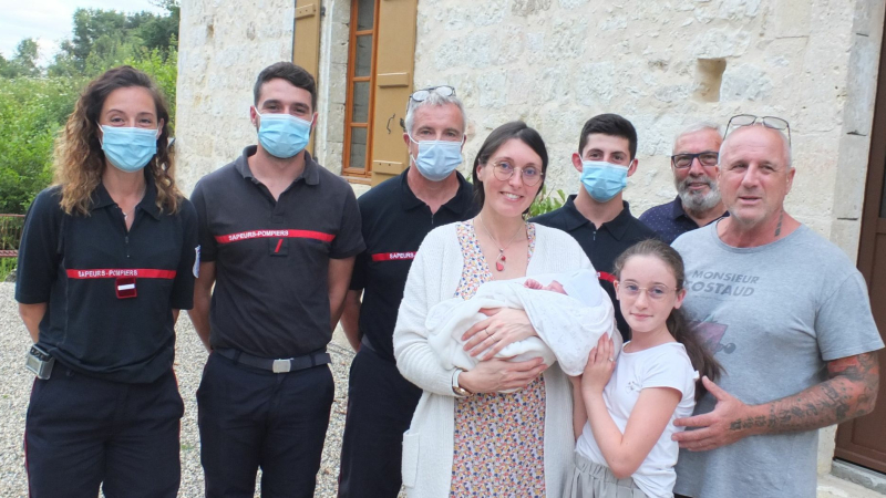 Ils ont aidé Guiliano lors de sa venue au monde