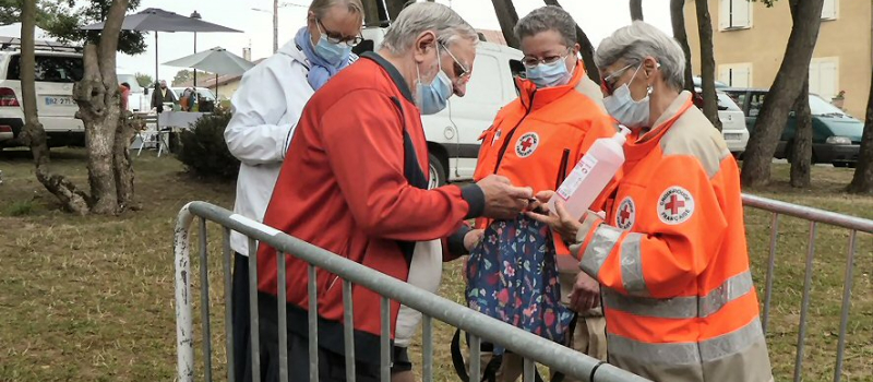 Braderie de l'unité locale de Masseube de la Croix Rouge