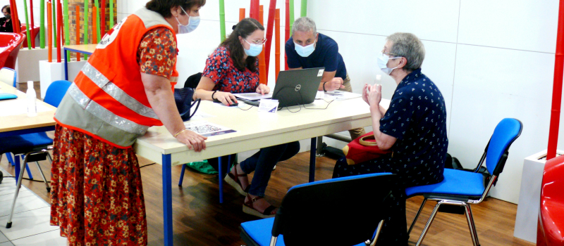 Covid : Des espaces d'information mis en place dans les supermarchés