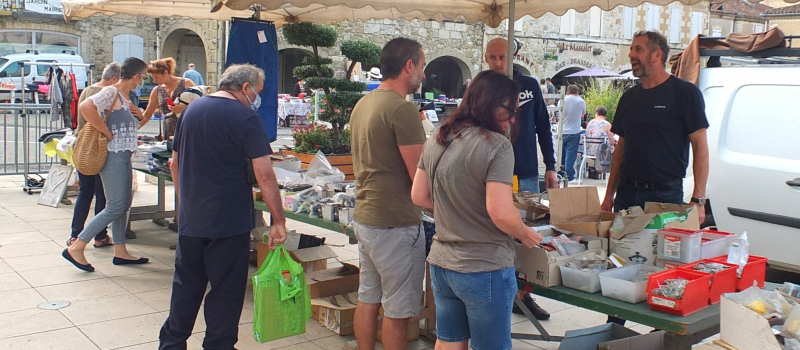 Ont-ils trouvé leur bonheur à l'occasion de cette foire où on trouvait de tout ?