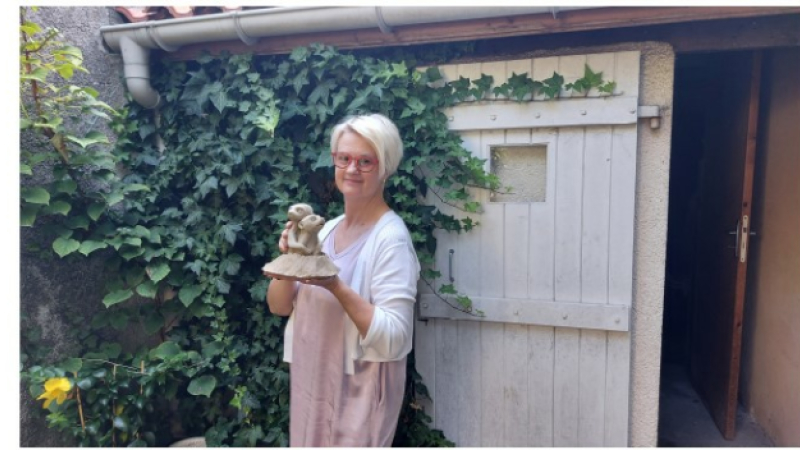 Isabelle Guichard, des poupées aux suricates !
