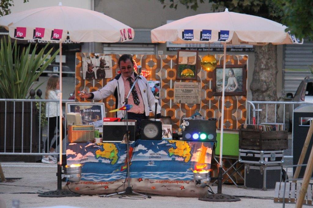 DJ Pento et sa disco-mobile