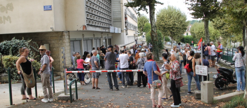 Mobilisation contre l'obligation vaccinale du personnel soignant