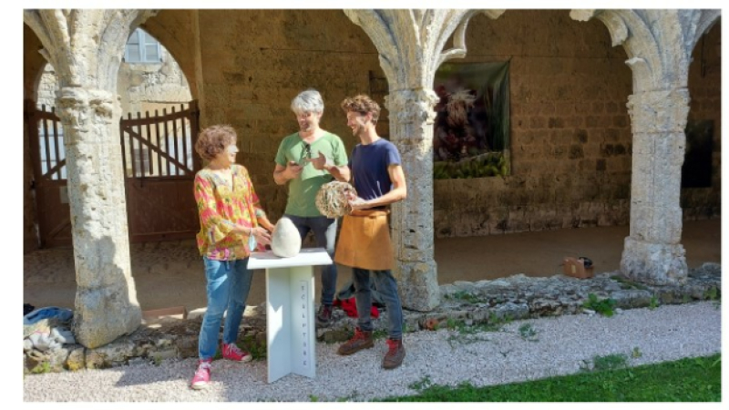 Quand le petit monde de Sylvain Trabut rencontre le grès de Xam et la vannerie de Ben des Bois…