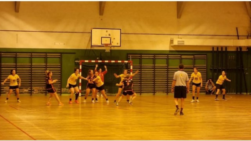 Premier match de compétition à domicile pour l'UAV Handball et un prochain match en faveur d'Octobre rose